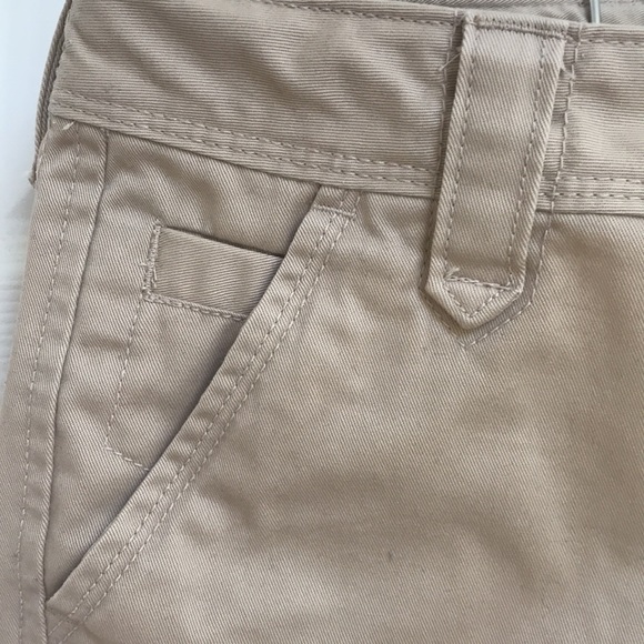 Gap Girls Kids size 10 Bermuda shorts - Picture 3 of 9